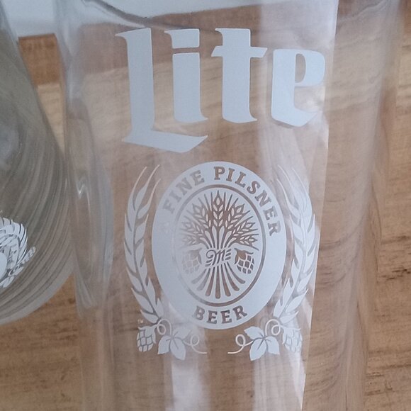 4 Miller Lite Pint Glasses for Beer - Picture 7 of 7